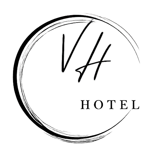 logo Logis Hôtel Le Victor Hugo